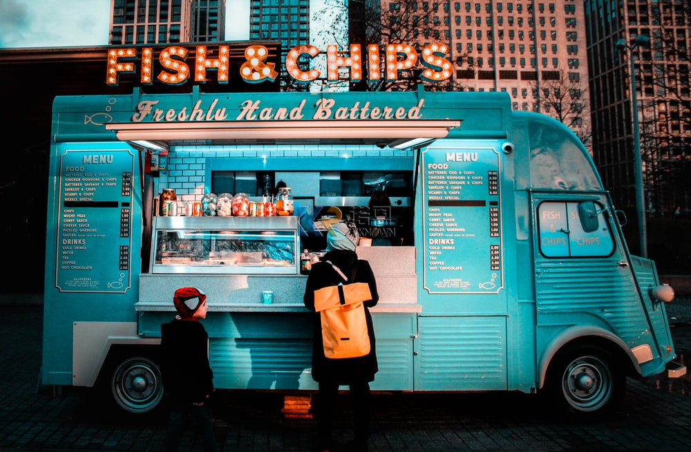 شاحنة الآيس كريم الكهربائية عر - مراجعة Fast Food With Snacks وسعره